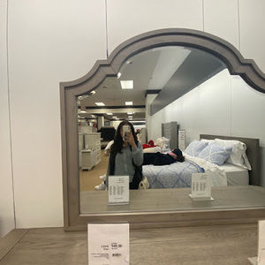 Meet your Posher, Rana